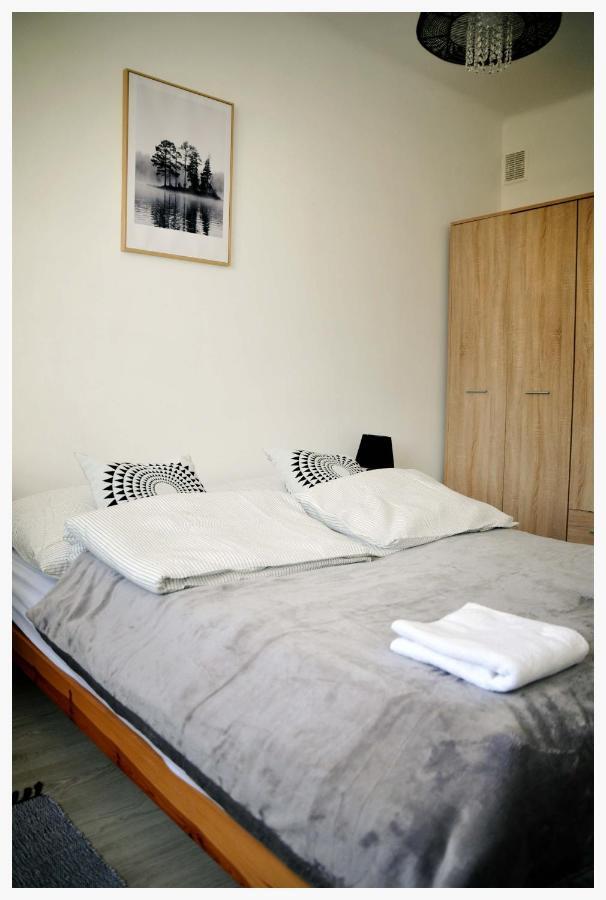 Color 24 Apartament II Stalowa Wola Ngoại thất bức ảnh