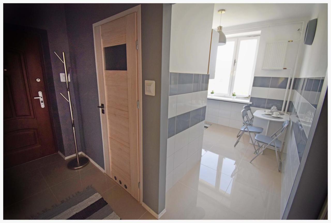 Color 24 Apartament II Stalowa Wola Ngoại thất bức ảnh